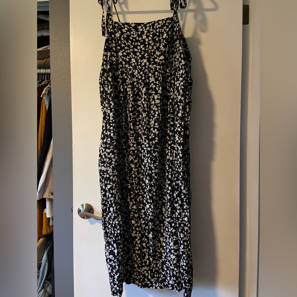 Black and white flower dress